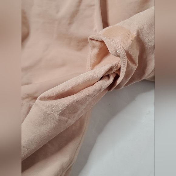 Spanx On Core High waisted- Mid Thigh  Soft Nude Body Shaper Sz XL/2XL - Picture 3 of 6